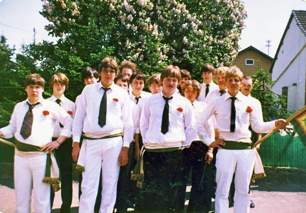 1982 04