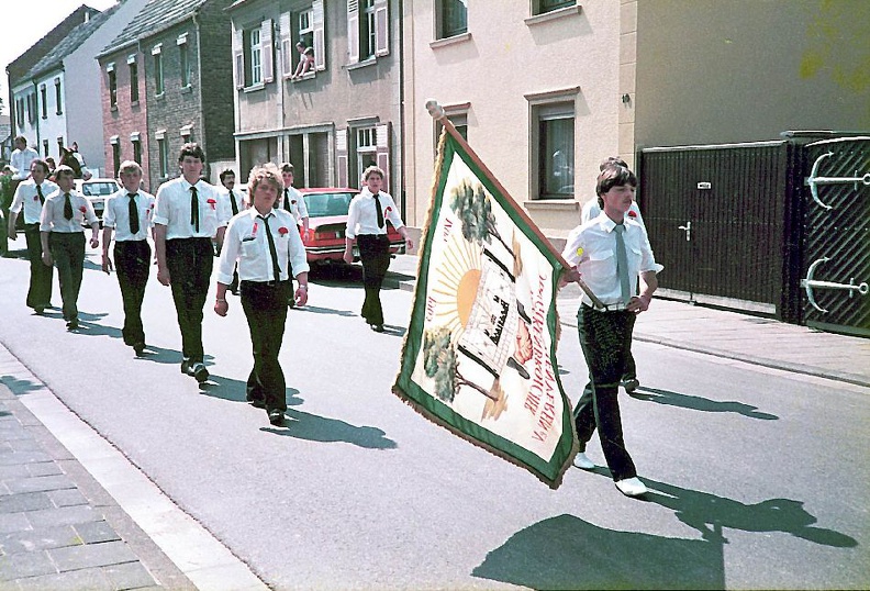 1984 06.jpg