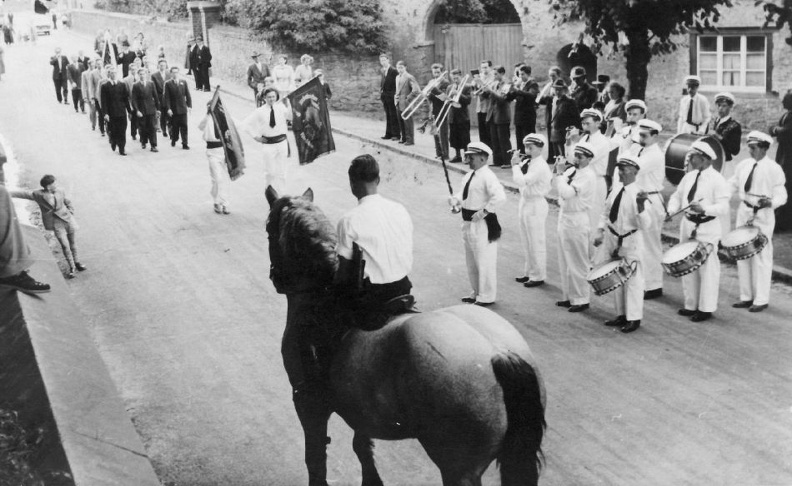 1954 27.jpg