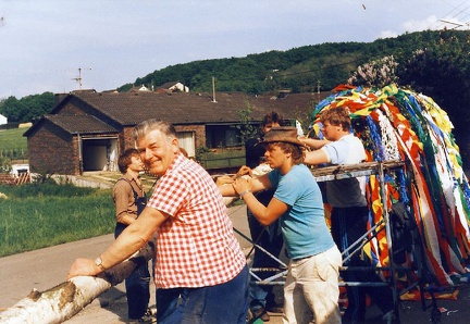 1985 16