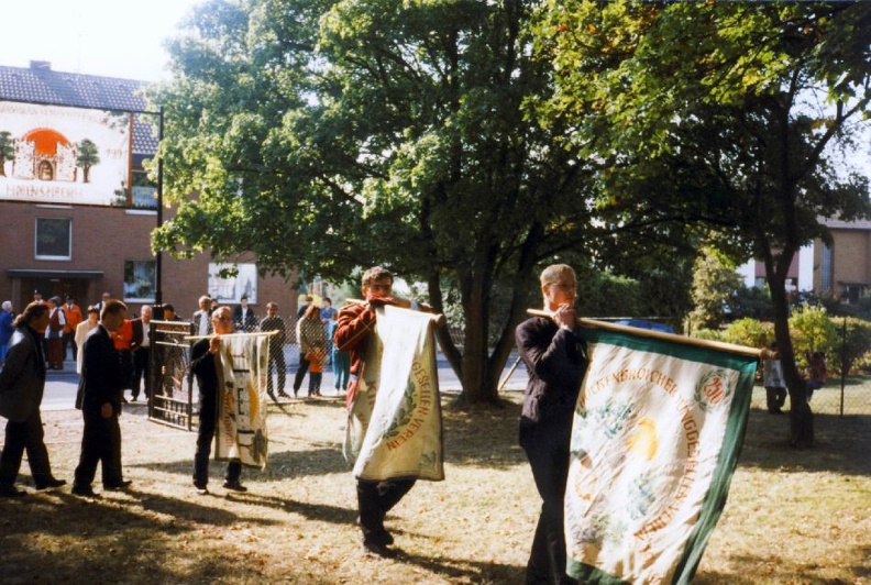 1997 13.jpg